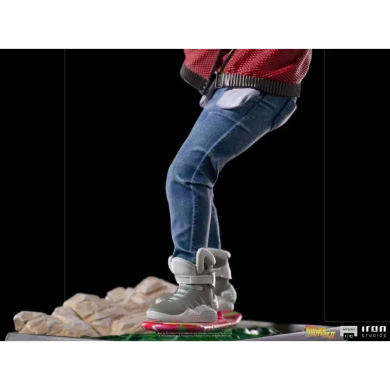 Figurka Marty McFly on Hoverboard 22 cm Back to the Future II Art Scale 1/10