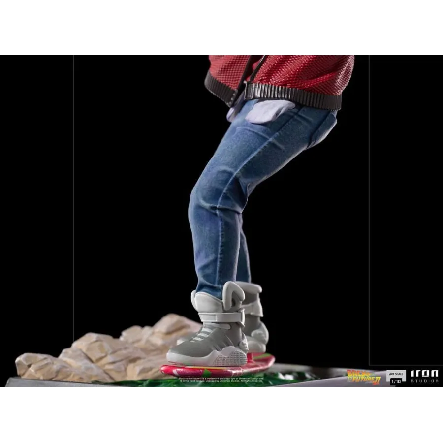 Figurka Marty McFly on Hoverboard 22 cm Back to the Future II Art Scale 1/10