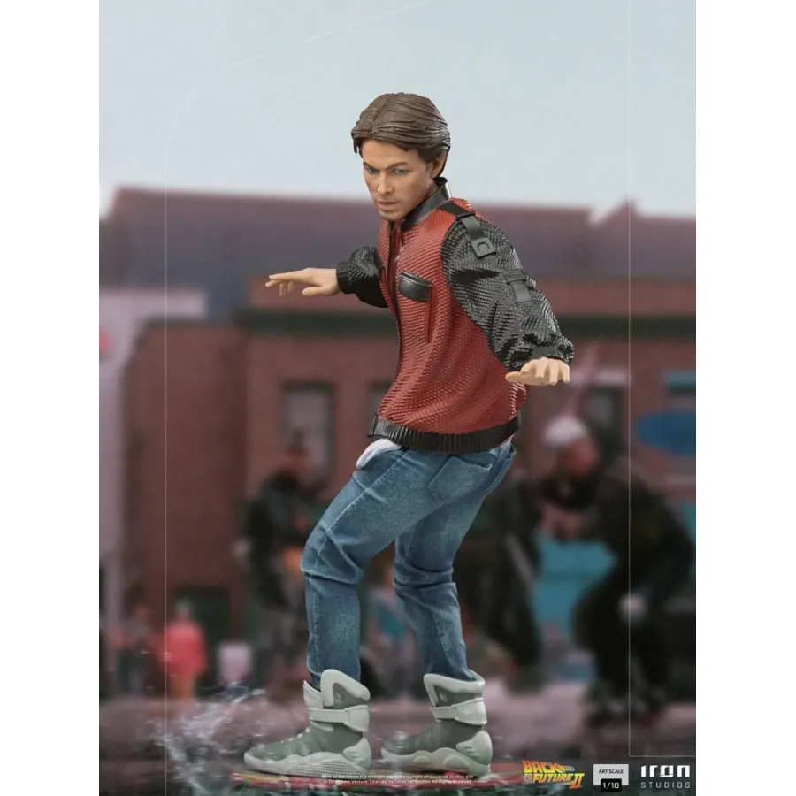 Figurka Marty McFly on Hoverboard 22 cm Back to the Future II Art Scale 1/10