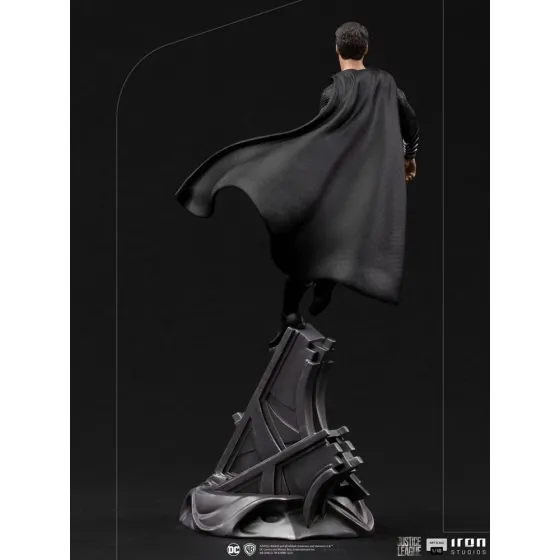 Statuetka Zack Snyder's Justice League Art Scale 1/10 Superman Black Suit