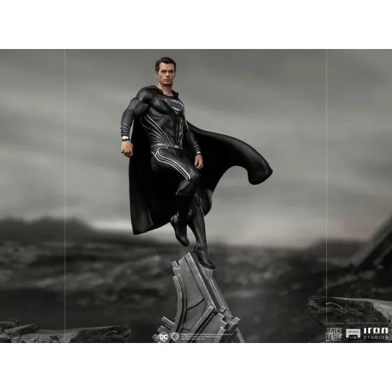 Statuetka Zack Snyder's Justice League Art Scale 1/10 Superman Black Suit