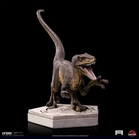 Figurka Velociraptor A 9 cm Jurassic World Icons