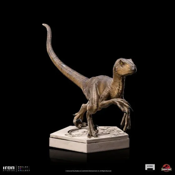 Figurka Velociraptor B 9 cm Jurassic World Icons