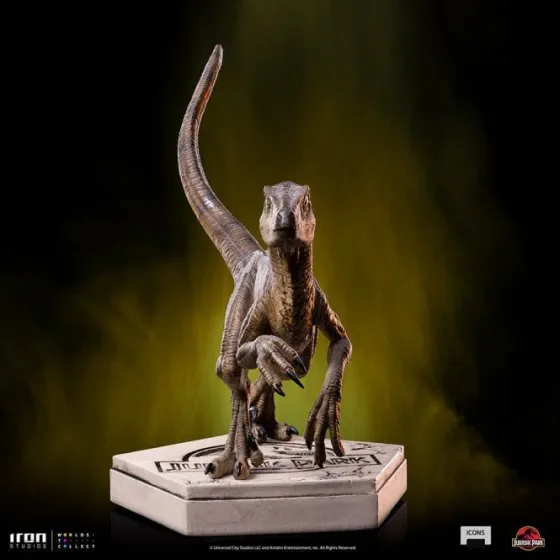 Figurka Velociraptor B 9 cm Jurassic World Icons