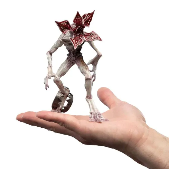 Figurka The Demogorgon 17 cm Stranger Things Mini Epics Limited Edition