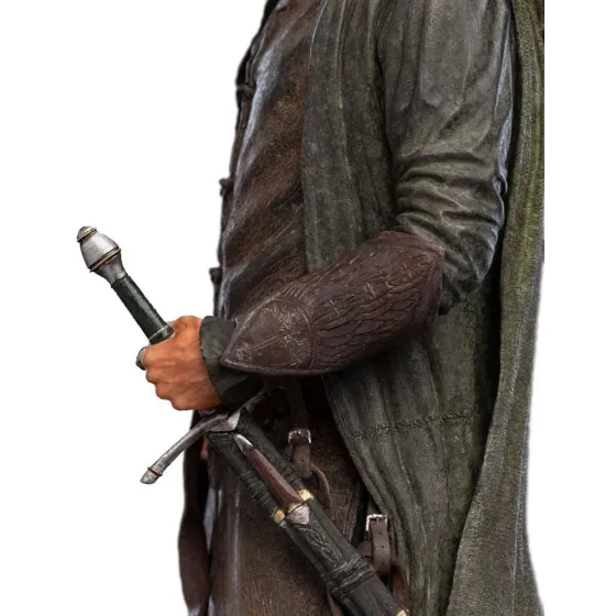 Figurka Aragorn Hunter of the Plains Classic Series 32 cm The Lord of the Rings 1/6