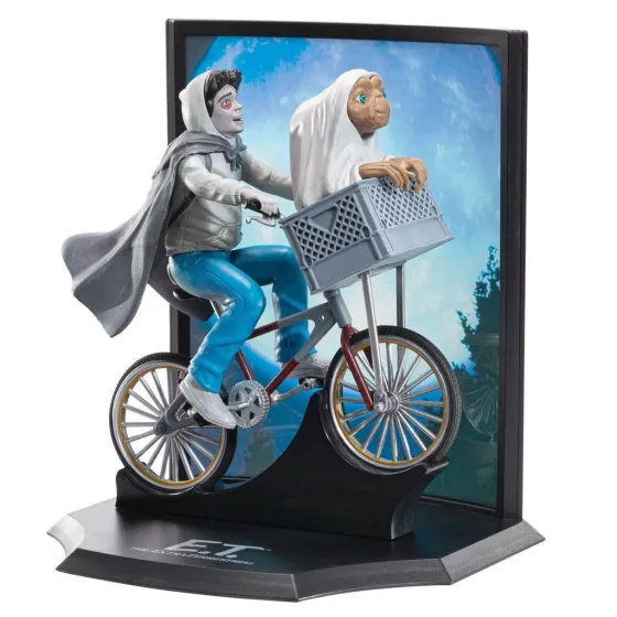 E.T. The Extra-Terrestrial: E.T. and Elliot Diorama