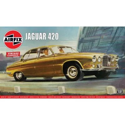 Model plastikowy Jaguar 420 1/32