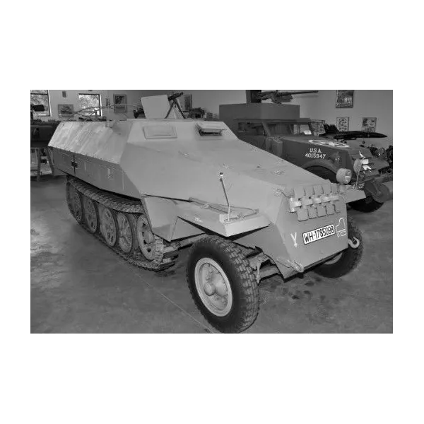 ITALERI Sd.Kfz.251/1 Aus f.D