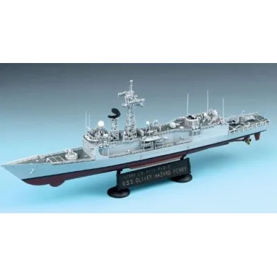 ACADEMY USS Oliver Hazar d Perry FFG-7