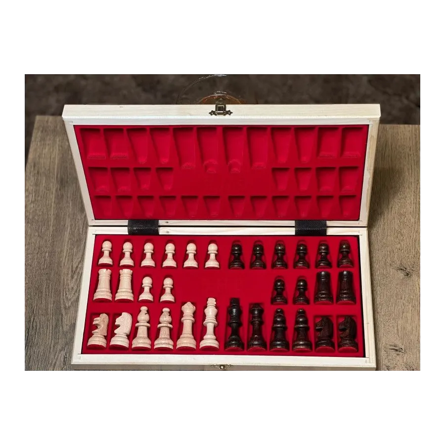 DREWNIANE SZACHY RYCERSKIE