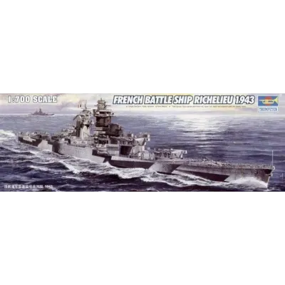 Model do sklejania French Navy Richelieu 1943 1/700