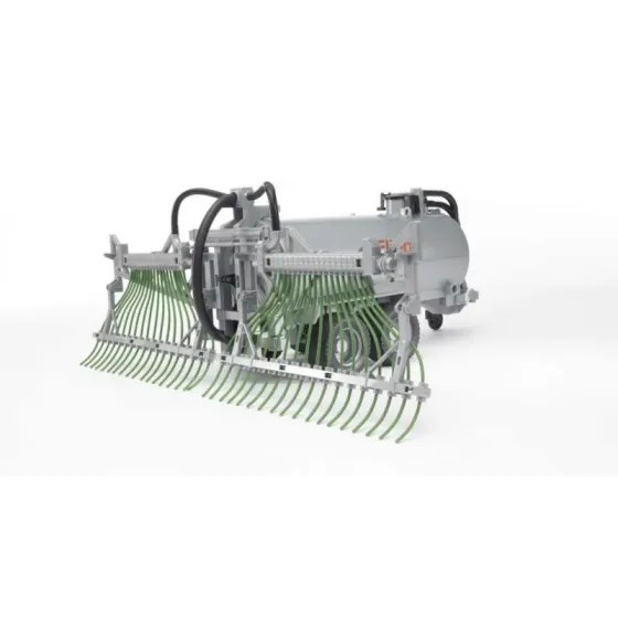 Przyczepa cysterna Fliegl ze zraszaczem