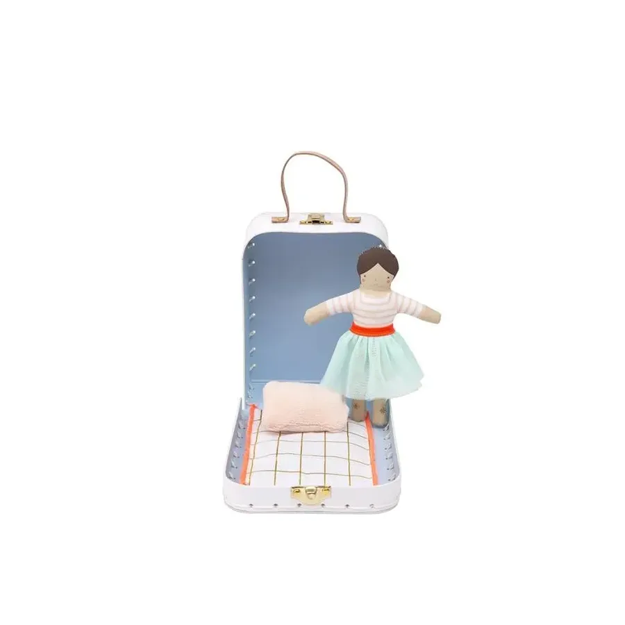 Lalka Lila mini w walizce