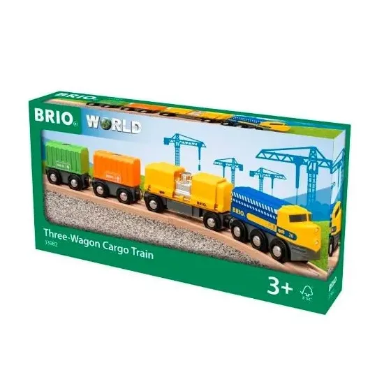 Trzywagonowy pociąg towarowy