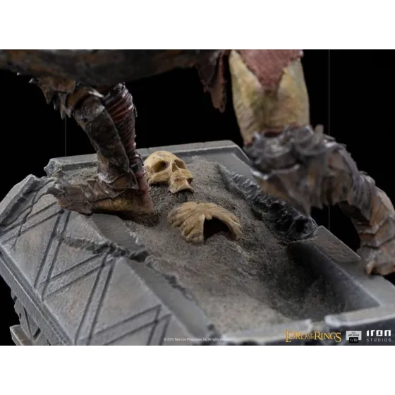 Figurka Armored Orc 20 cm Lord Of The Rings BDS Art Scale 1/10