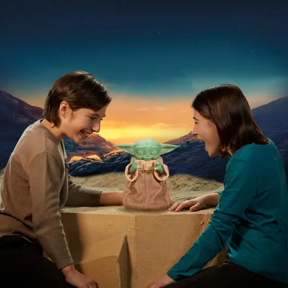 Figurka F2849 Star Wars Mandalorian Baby Yoda The Child Grogu Animatronic