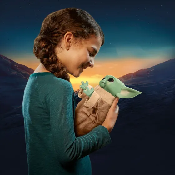 Figurka F2849 Star Wars Mandalorian Baby Yoda The Child Grogu Animatronic