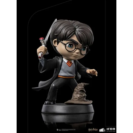 Figurka Harry Potter with Sword of Gryffindor 14 cm Mini Co.