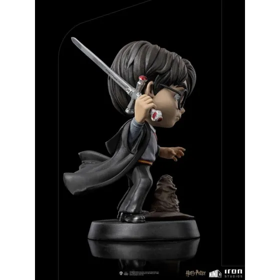 Figurka Harry Potter with Sword of Gryffindor 14 cm Mini Co.