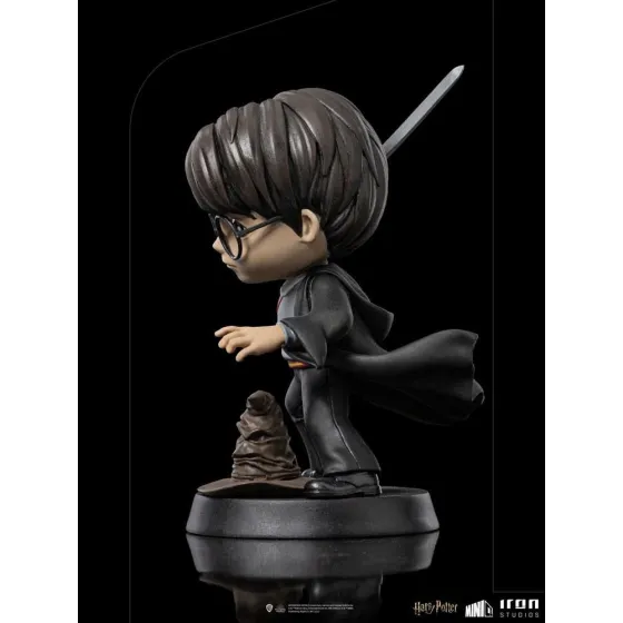 Figurka Harry Potter with Sword of Gryffindor 14 cm Mini Co.