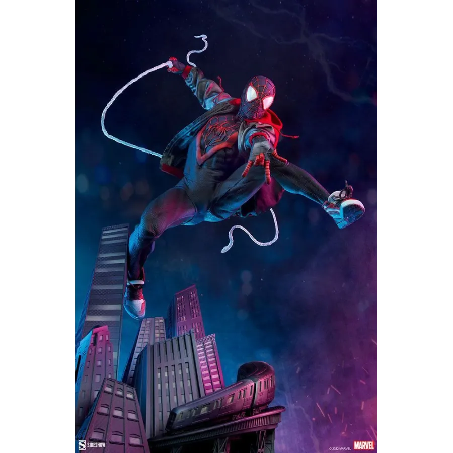 Statuetka Marvel Premium Format Miles Morales 60 cm