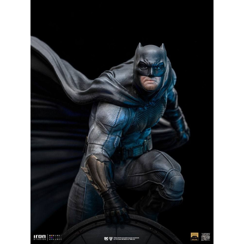 Figurka Batman on Batsignal 28 cm Zack Snyder's Justice League Deluxe Art Scale 1/10