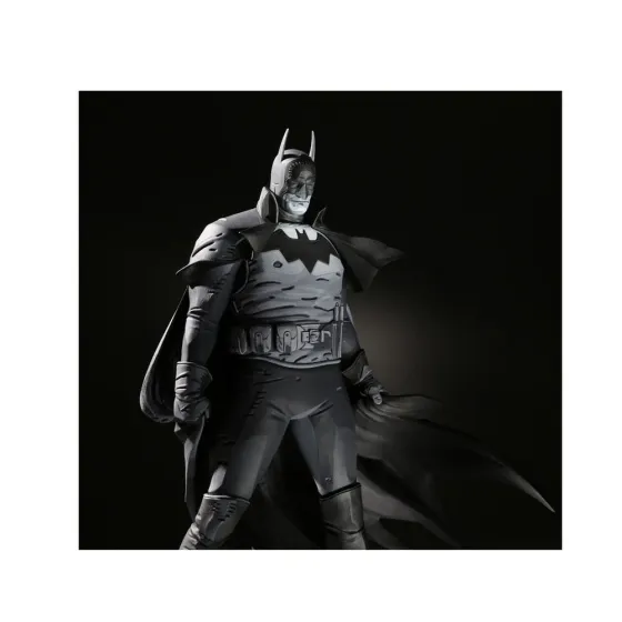 Figurka Batman by Mike Mignola 20 cm Black & White Statue 1/10