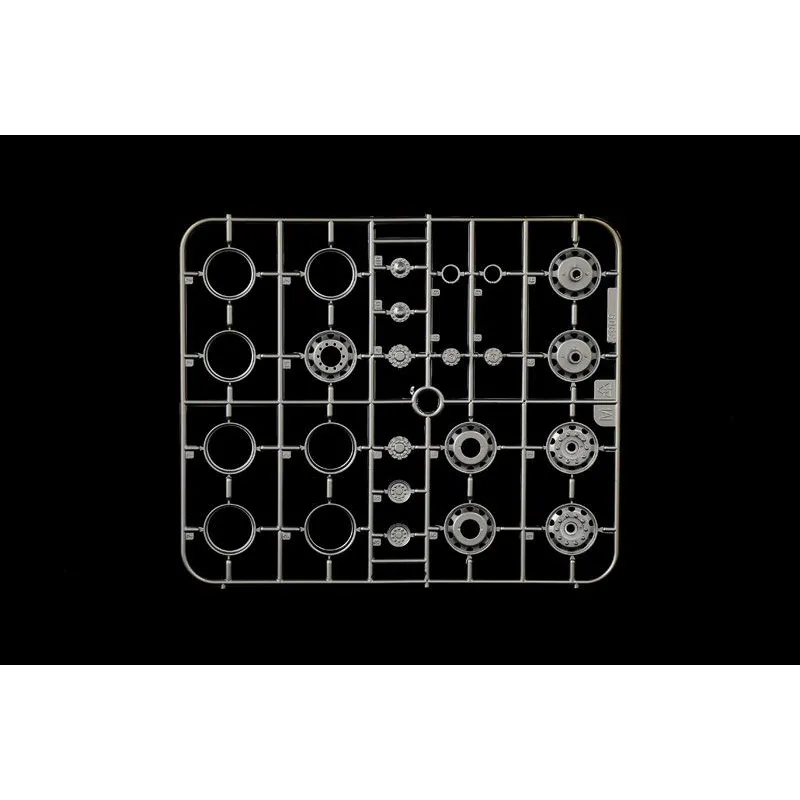 Italeri 3928 1:24 Iveco Hi-Way 480 E5