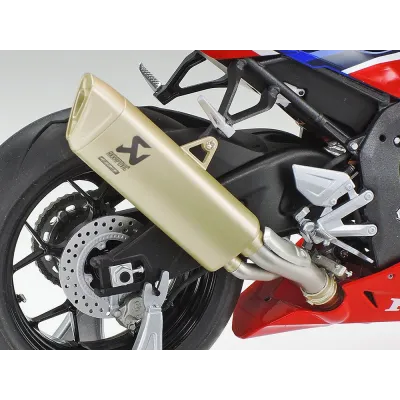 Tamiya 14138 1:12 Honda CBR1000RR-R Fireblade SP