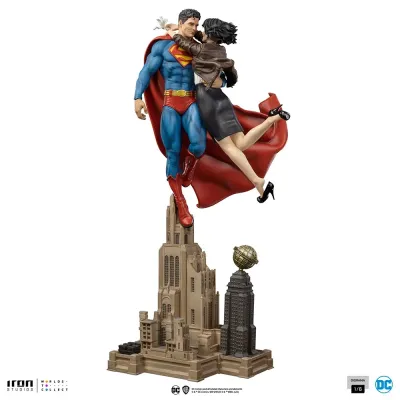 Figurka Superman and Lois Lane 57 cm DC Comics Diorama 1/6