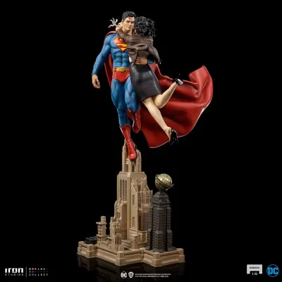 Figurka Superman and Lois Lane 57 cm DC Comics Diorama 1/6