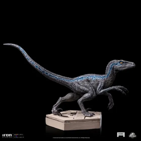 Figurka Velociraptor Blue 9 cm Jurassic World Icons