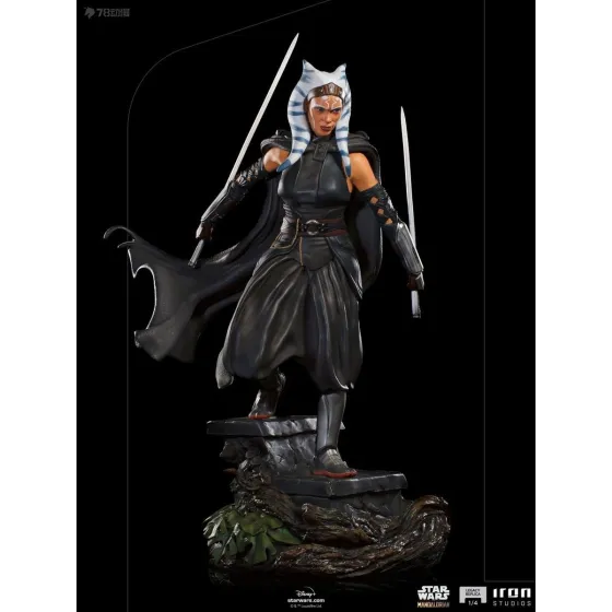 Figurka Ahsoka Tano 64 cm Star Wars: The Mandalorian Legacy Replica 1/4