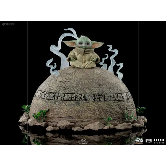 Figurka Grogu 24 cm Star Wars: The Mandalorian Legacy Replica 1/4 Iron Studios